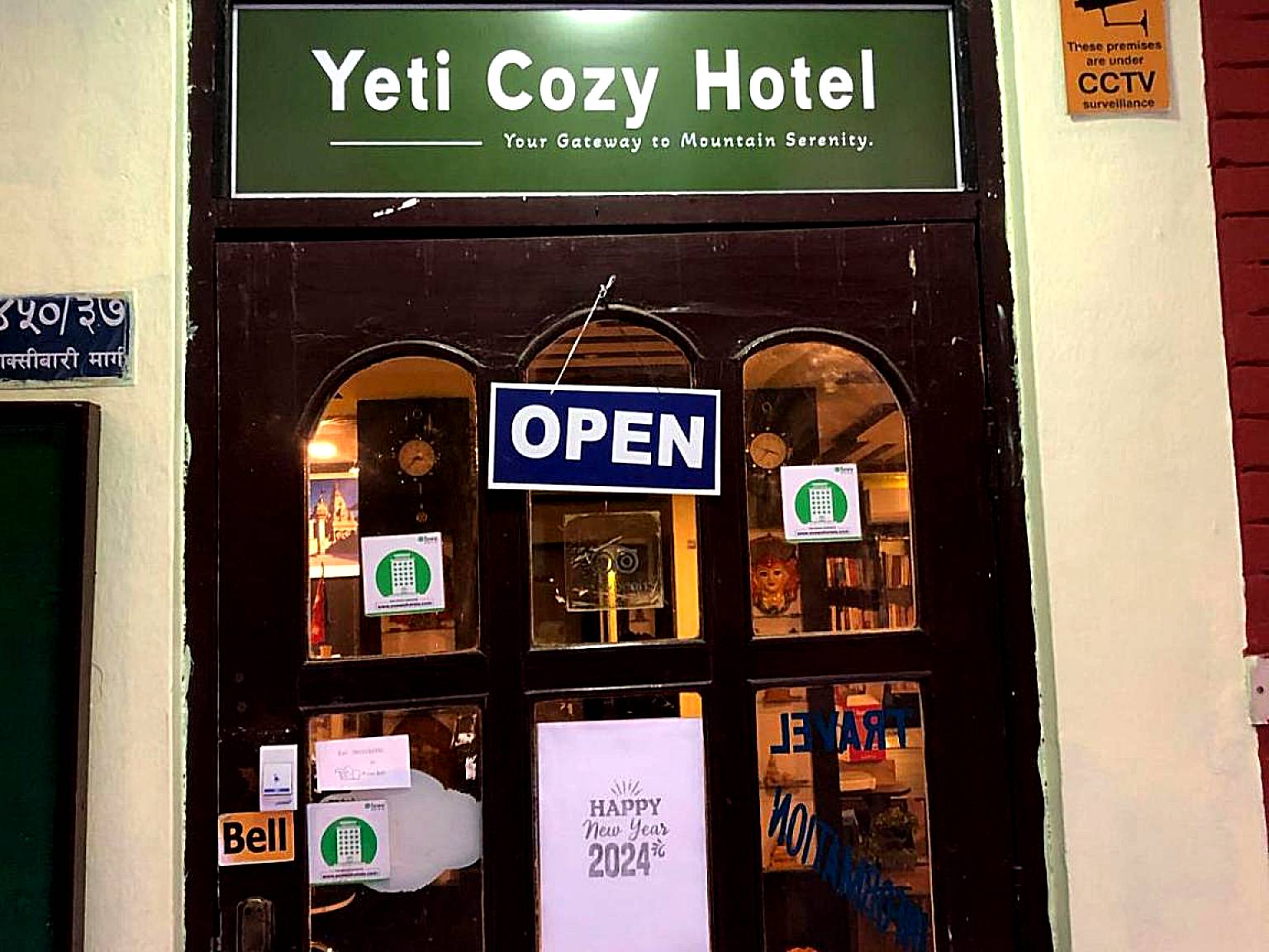 Yeti Cozy Hotel